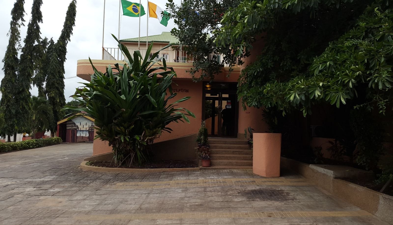 Sir-Max-Hotel
